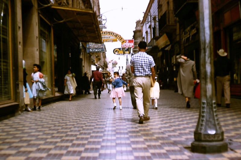 Street scene, San Luis Potosí, March 1958