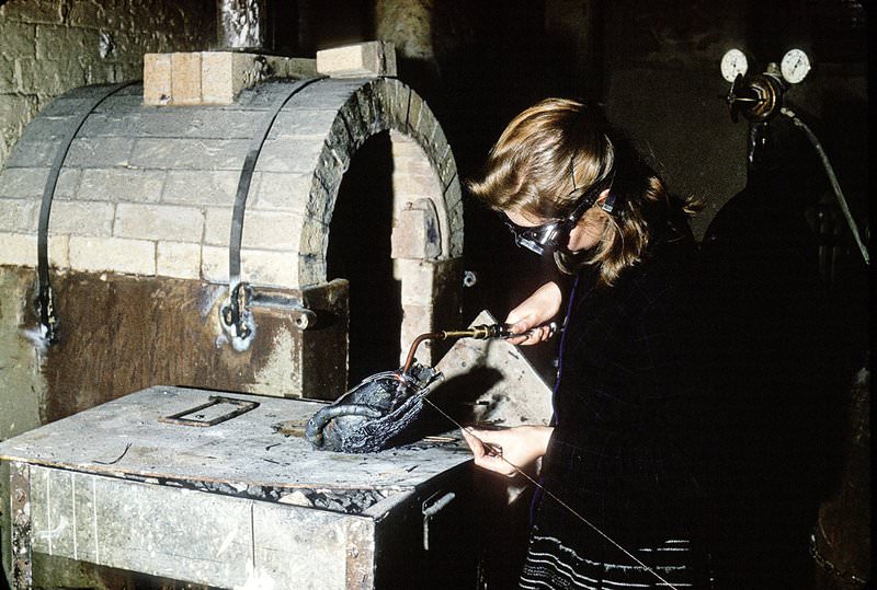 A student working in a workshop at the Regional College of Art, Manchester, around 1962.