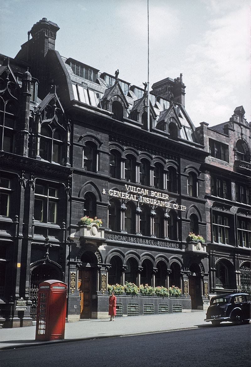 Victorian office buildings on King Street in the early 1960s.