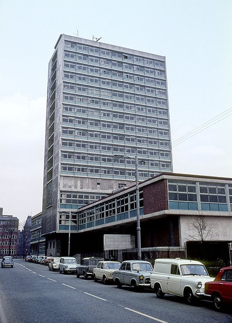 Burlington Street around 1968, with the University of Manchester's Mobberly Tower student residences, Staff House and Refectory building.