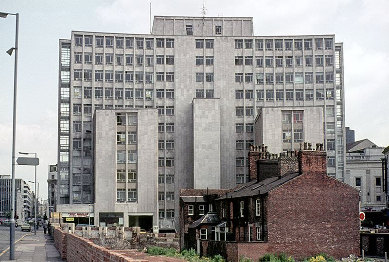 The rear of Peter House from Lower Mosley Street in 1967.