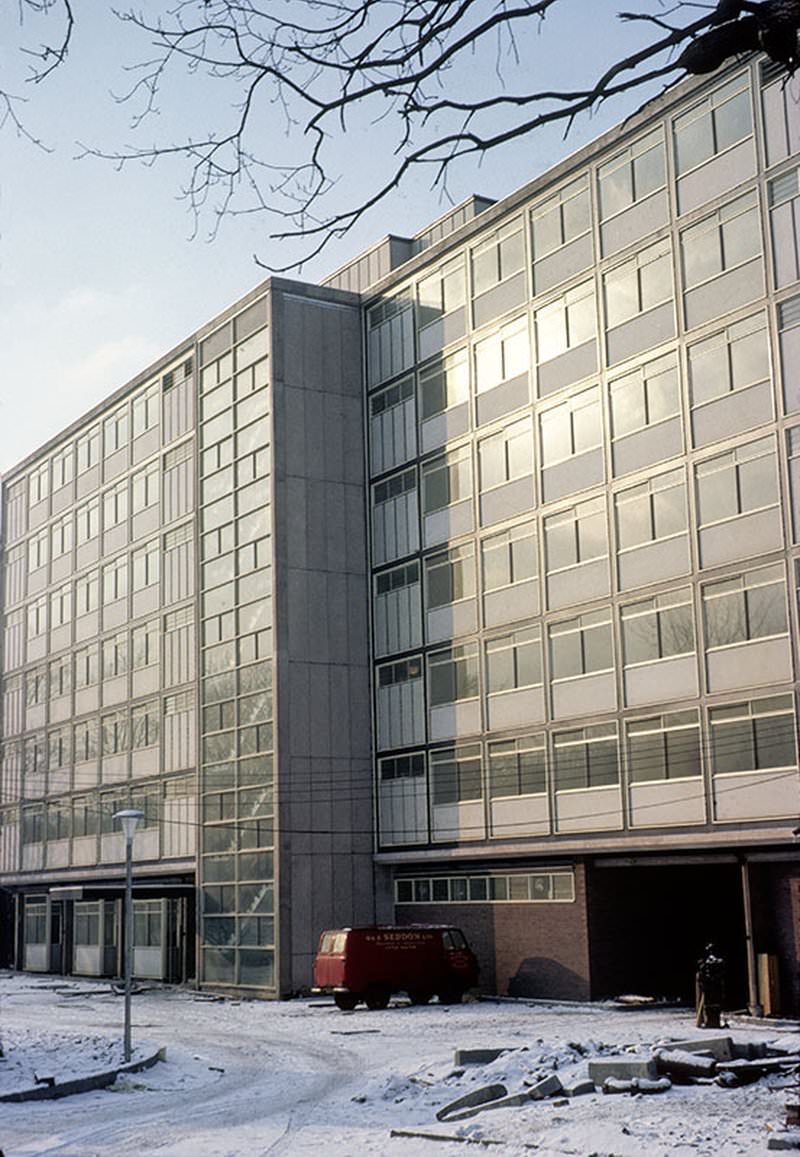 Broomhurst Hall shortly after completion in 1963.