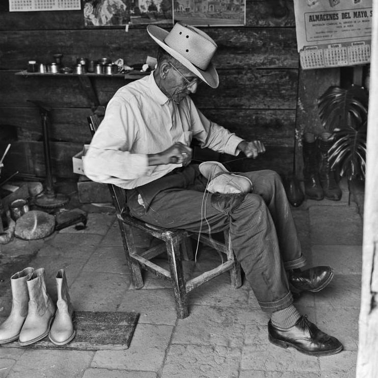 Shoemaker in Álamos, 1960