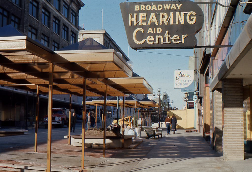 Tacoma Bway Mall, December 1963