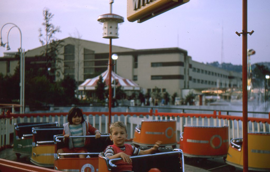 Center - Child in coaster Oct 1965