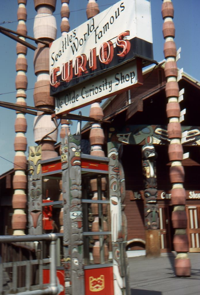 Olde Curiosity shop Phone booth, 1968