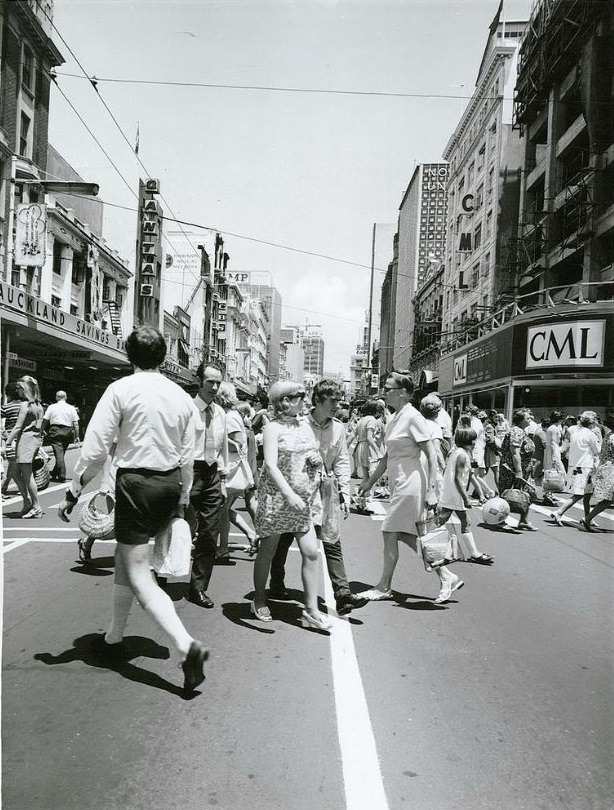 Queen Street, Auckland, December 1970