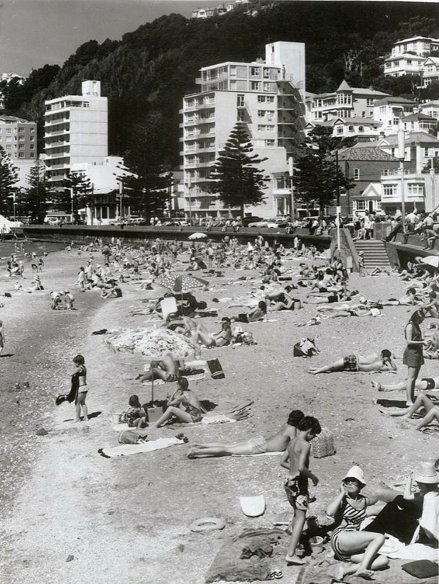 Oriental Bay, Wellington, January 1971