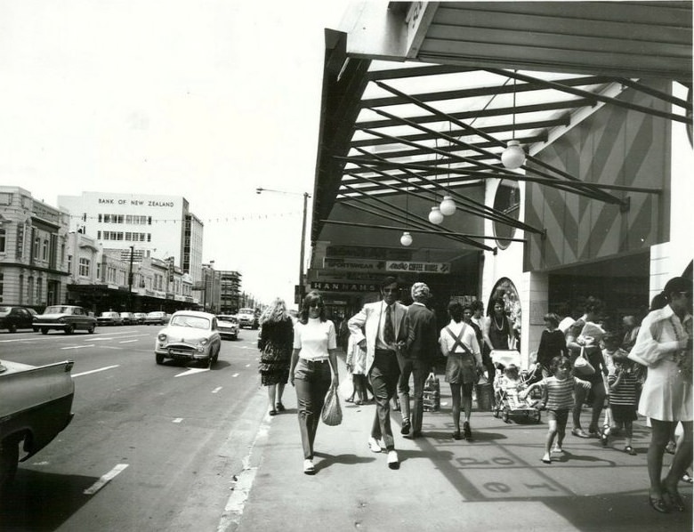 Hamilton, Victoria Street. Hamilton's 'Golden Mile' shopping street, September 1972
