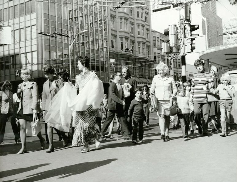 Queen Street shoppers, school holidays, Auckland City, August 1974