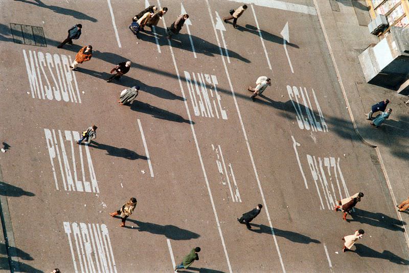 Piazza del Duomo, Milan, 1980