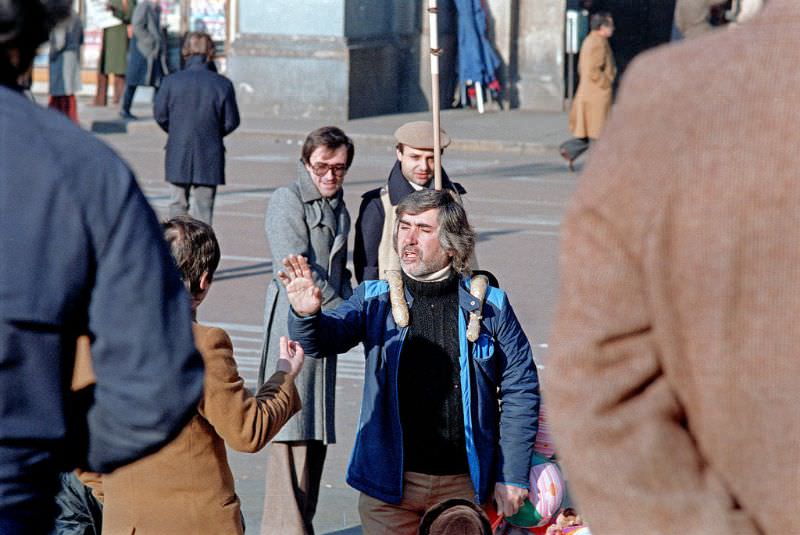 Belligerent balloon seller, Piazza del Duomo, Milan, 1980