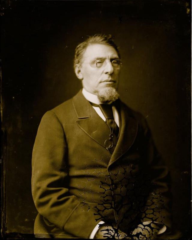 Portrait of an unidentified man, Freeman Brothers Studio, 1871-1880