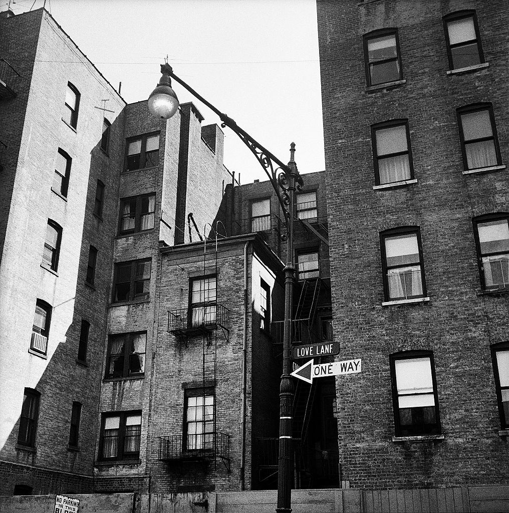 A view of Love Lane in Brooklyn Heights in March 1958.