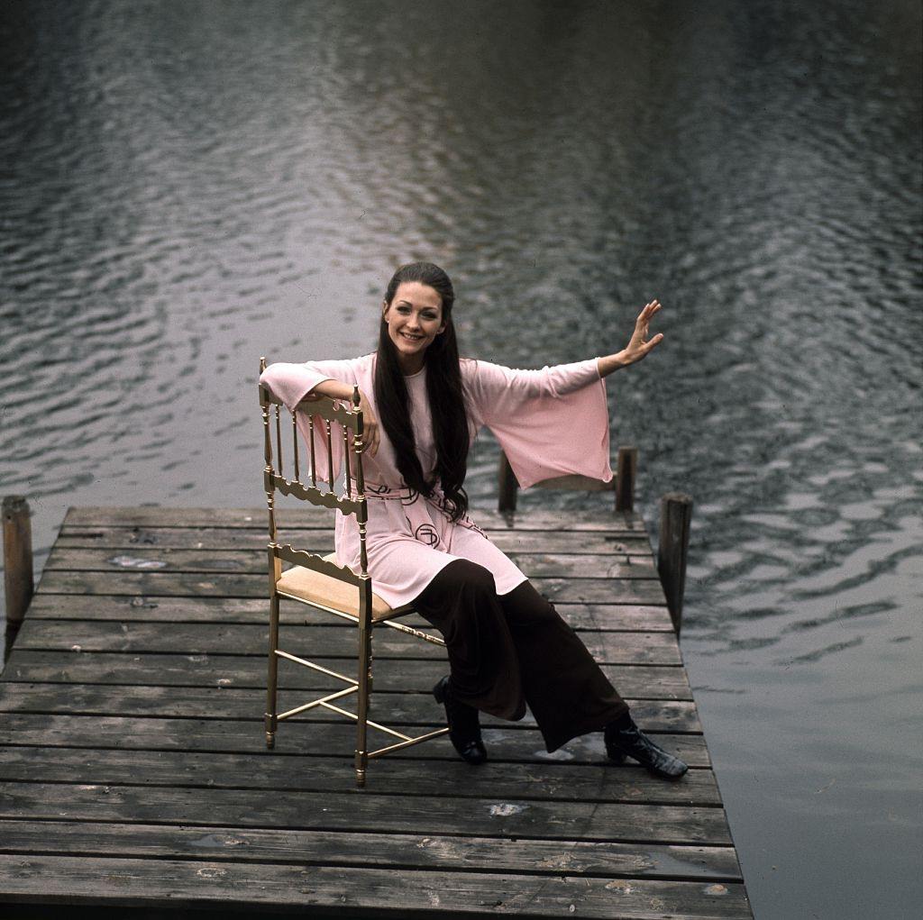 Christine Kaufmann on the lake, 1969.