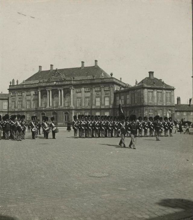 Guard parade, Amalienborg, Copenhagen