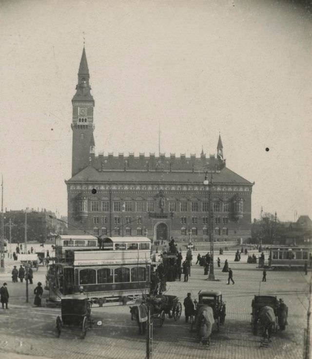 Rådhuspladsen - Town Square