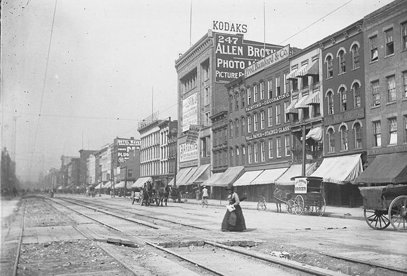 Jefferson Avenue East, Detroit, 1890s.