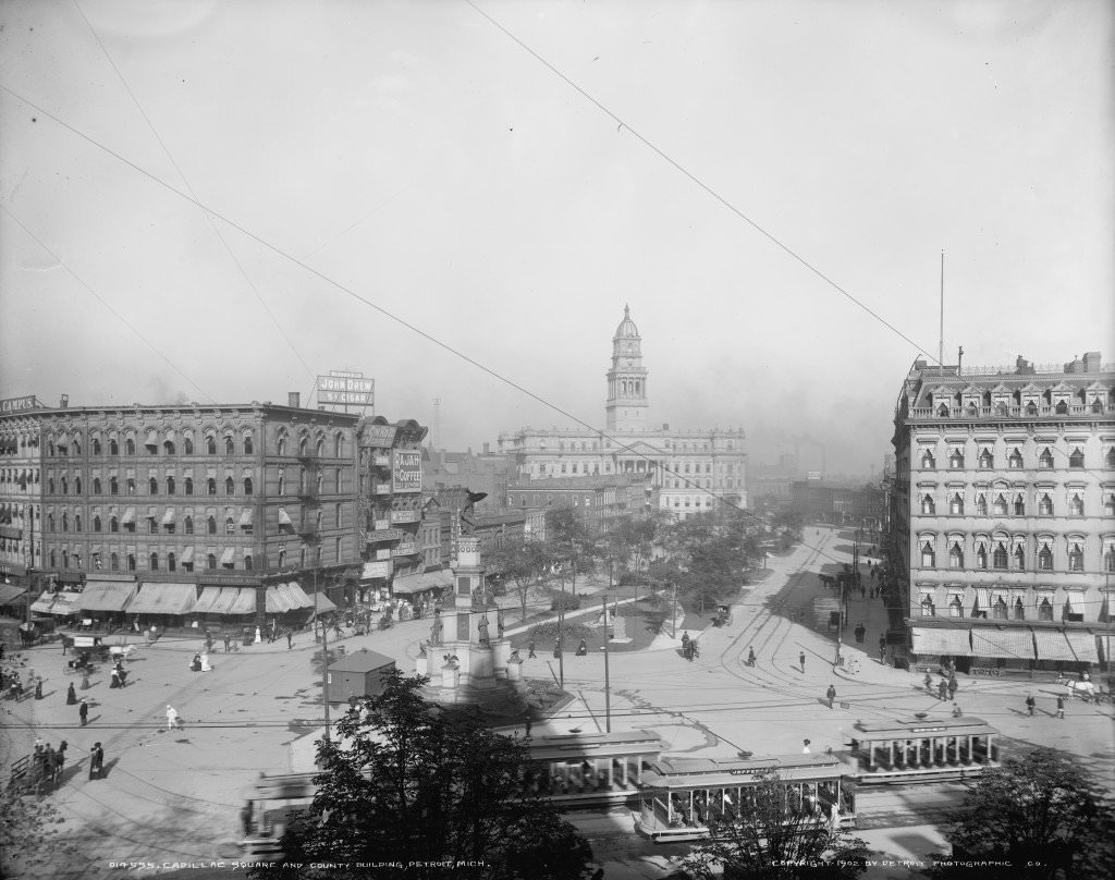 Cadillac Square and county building in Detroit