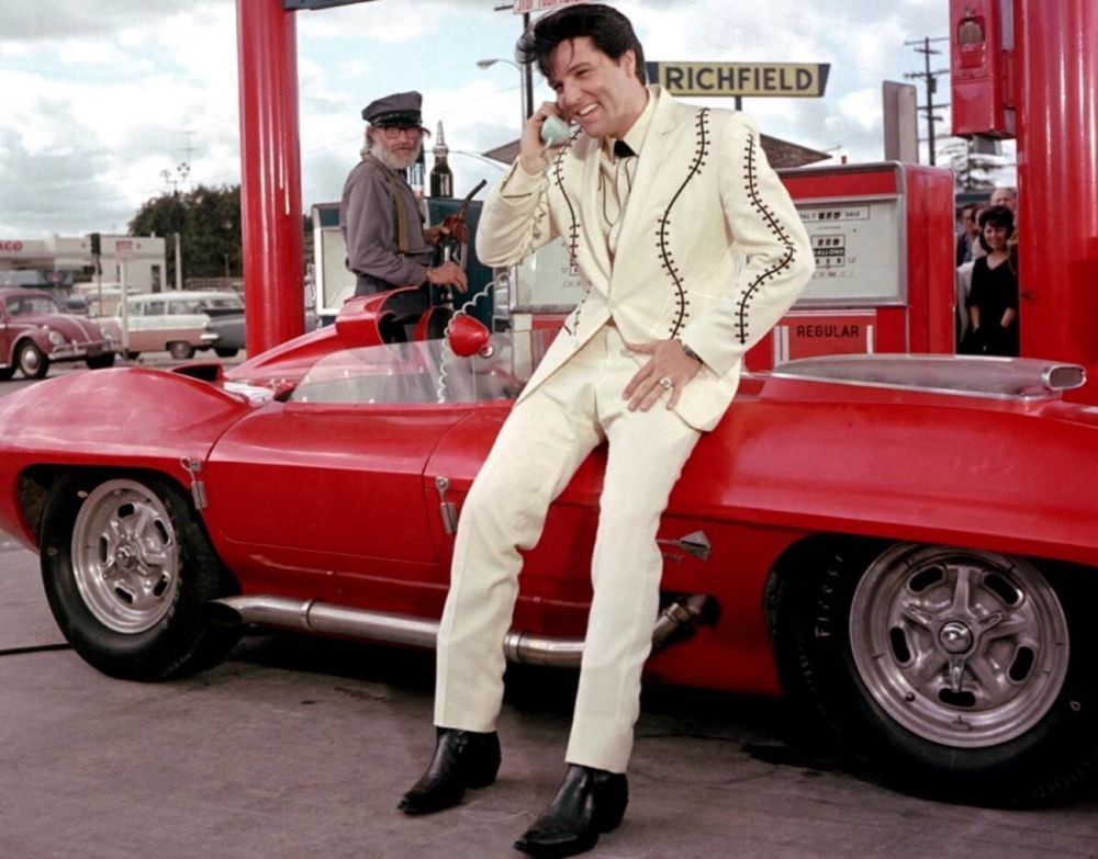 This cherry-red 1959 Chevrolet Corvette Stingray Racer featured in Presley’s 1967 musical, Clambake. And it’s a (very) early car phone!