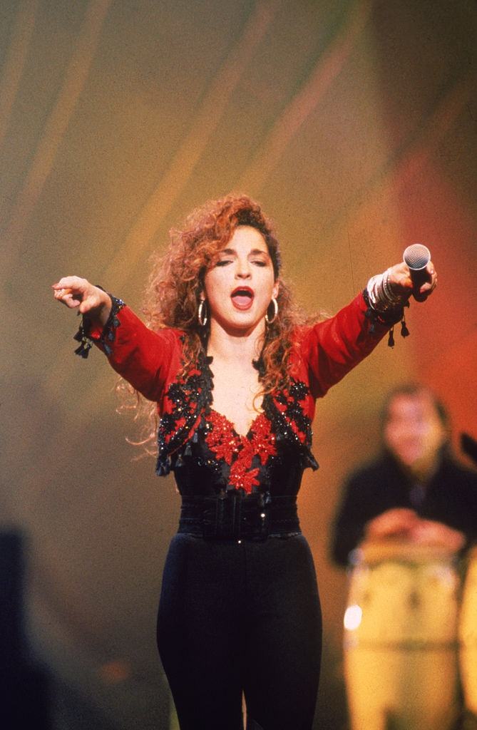 Gloria Estefan in concert, circa 1990.