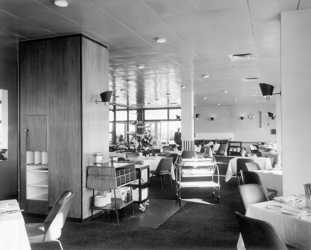 Airside restaurant seating area, 1950s.