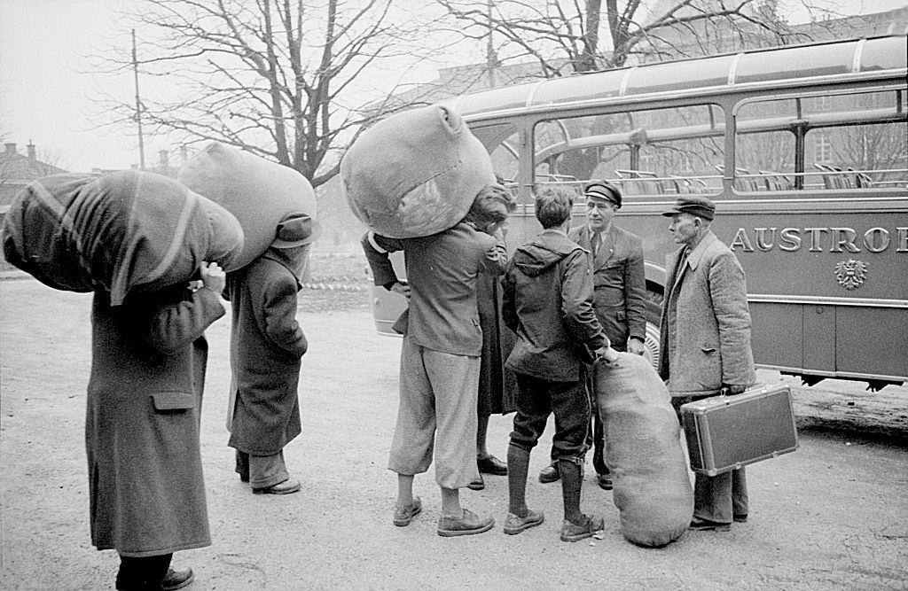 Hungarian refugees leaving toward Austria. November 1956