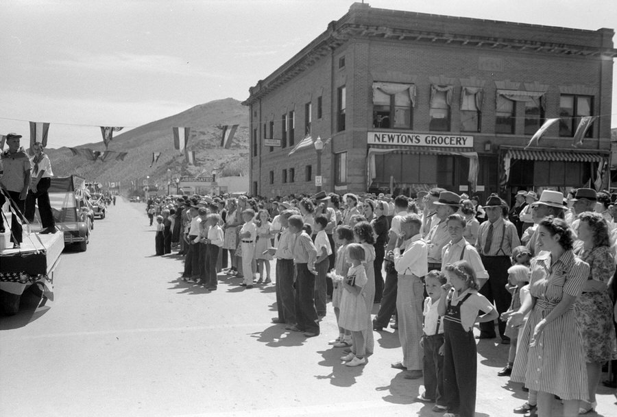 Vale's Fourth of July parade passes through downtown.