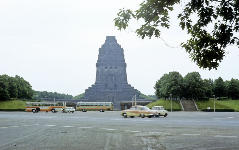 Battle Monument, 1984