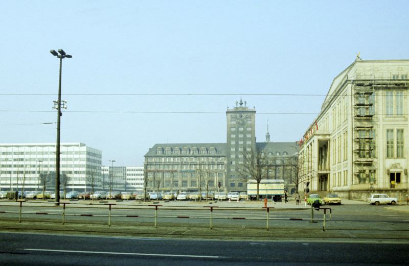 Augustusplatz (previously Karl-Marx-Platz), 1982
