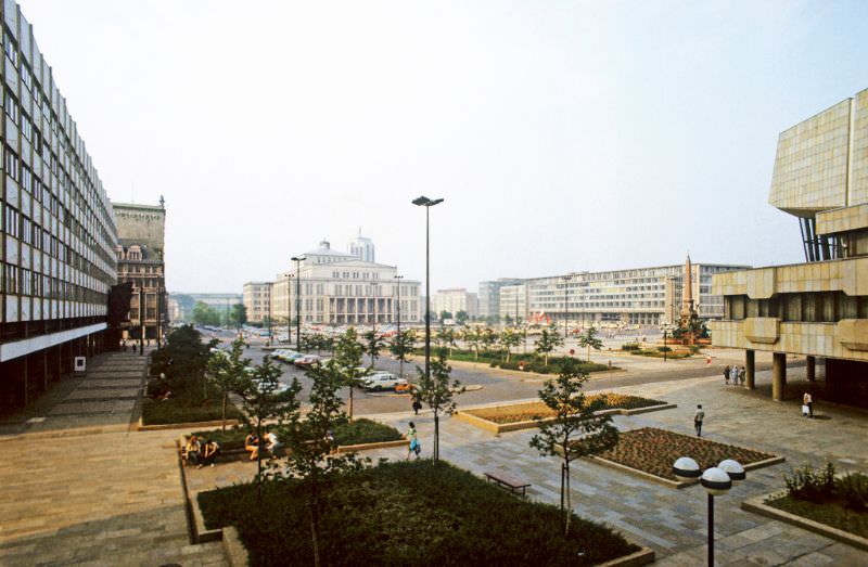 Augustusplatz (previously Karl-Marx-Platz), 1984