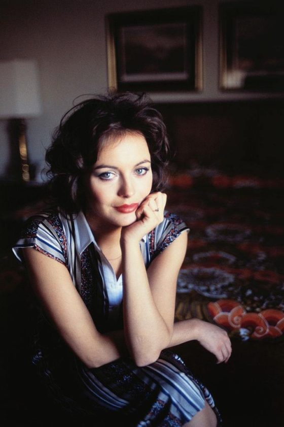 Life Story and Gorgeous Photos of Lesley-Anne Down from her Life and Career