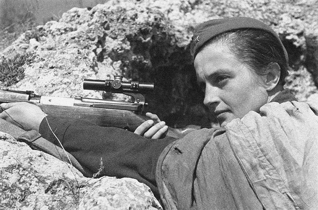 Sniper lady Lyudmila Pavlichenko (1916-1974).