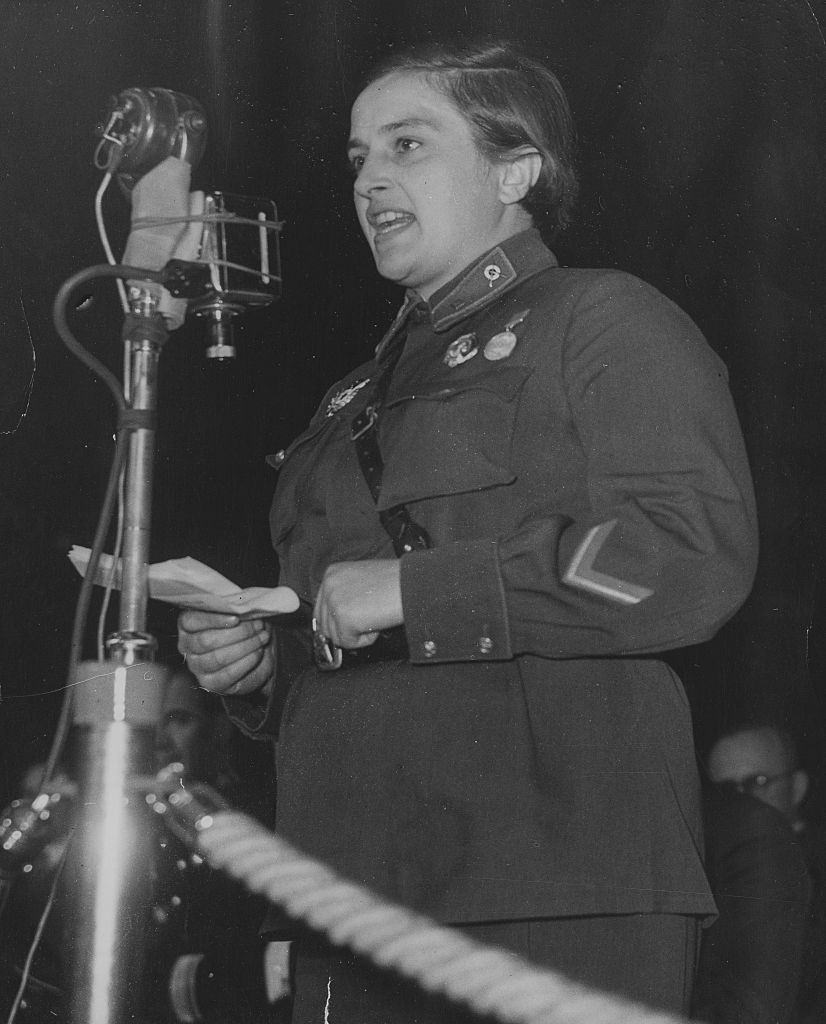 Lyudmila Pavlichenko and Ambassador Maxim Litvinoff in Washington, District of Columbia, September 1942