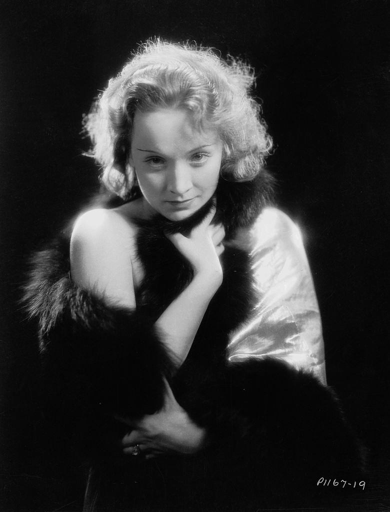 Marlene Dietrich making her Hollywood film debut as the cabaret singer Amy Jolly in the film 'Morocco', 1930.