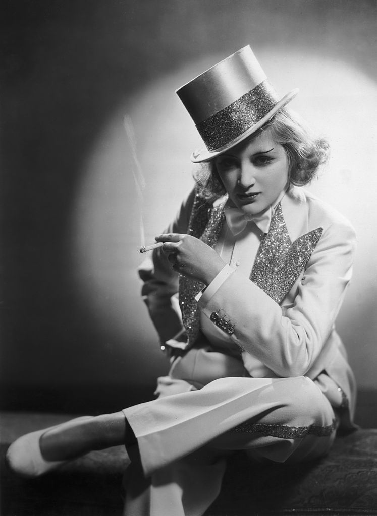 Marlene Dietrich in 'Blonde Venus', 1933.