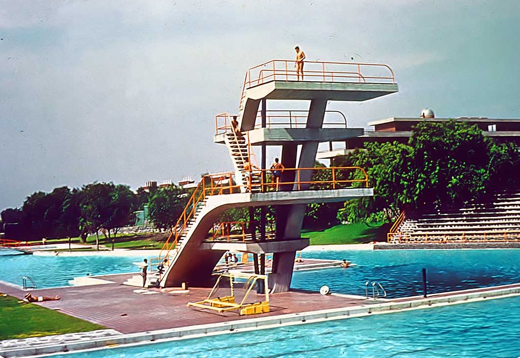 Swimming pool of University of Mexico, 1957