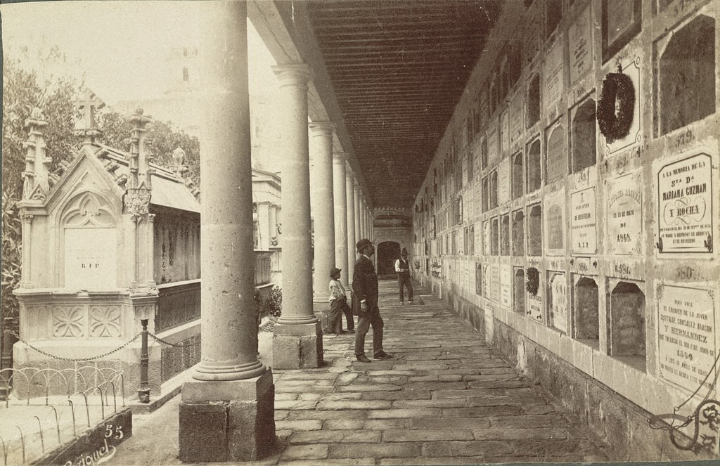 San Fernando Cemetery. Mexico City, 1855