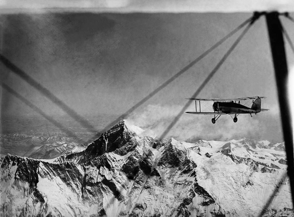 The two planes fly towards Lhotse and Everest at 32,000 feet, 1933.