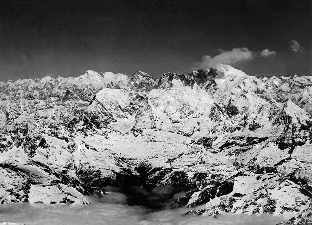 Everest seen from the south.