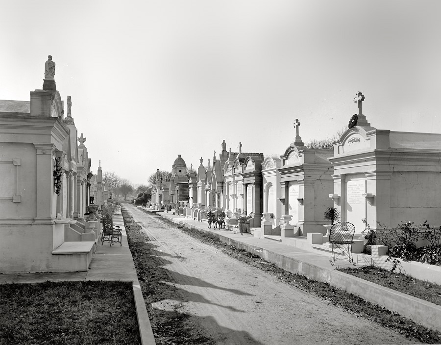 Metairie Cemetery, New Orleans, 1895.