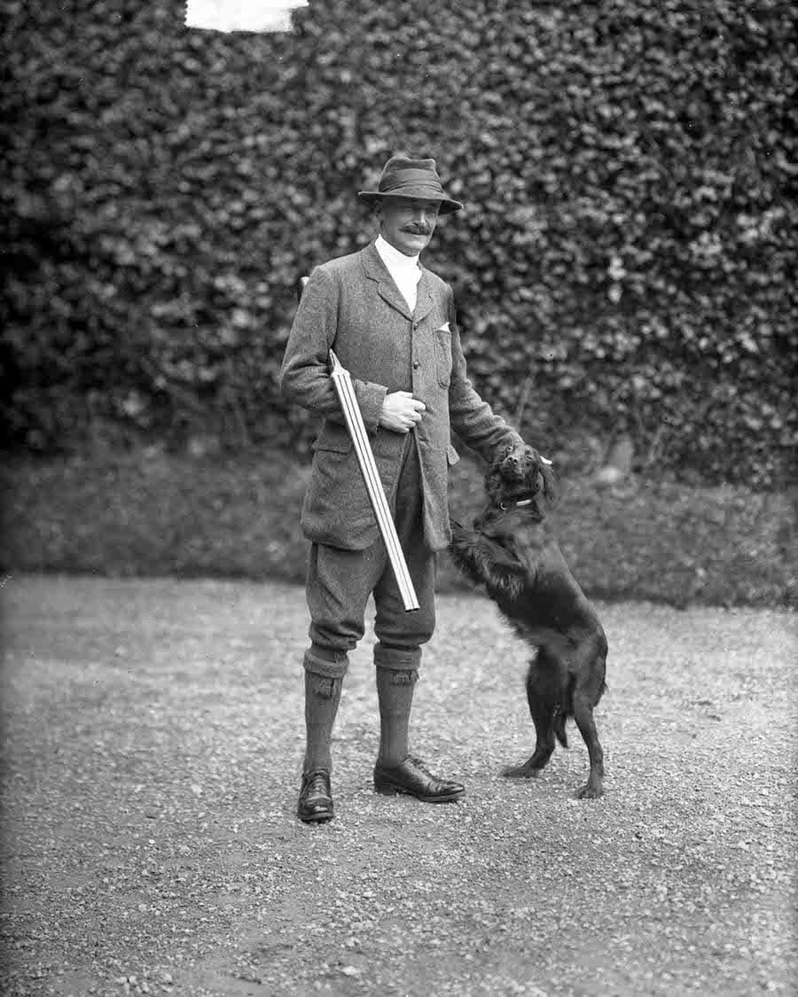 Sir Hercules Robert Langrishe, 5th Baronet Langrishe and his dog, 1913.
