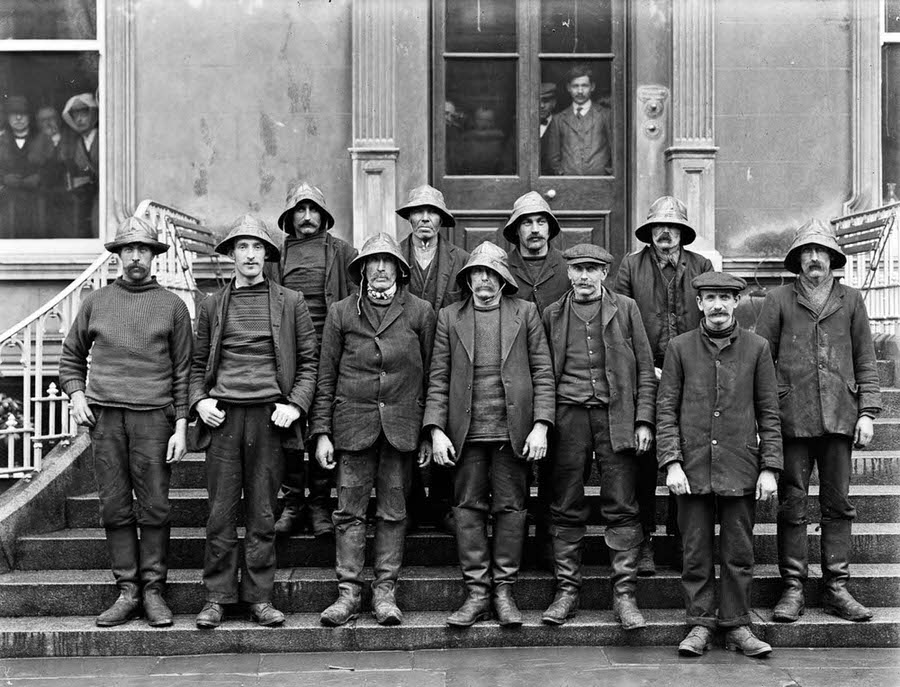 Lifeboat men, 1914.