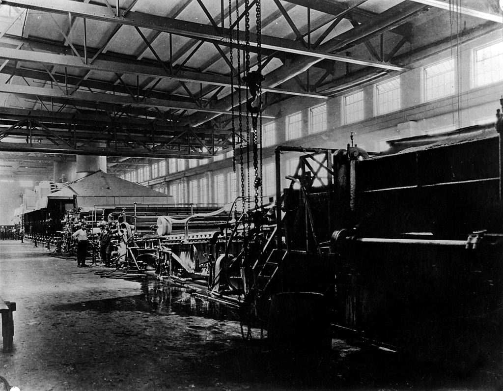 Huge mechanical printing press in Ontario, 1880s.