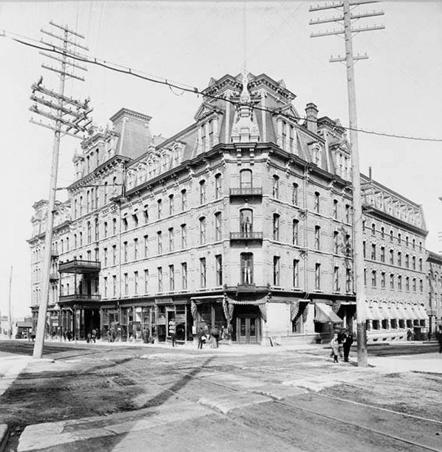 Russell House Hotel at Sparks St. southeast corner and Elgin St., 1882