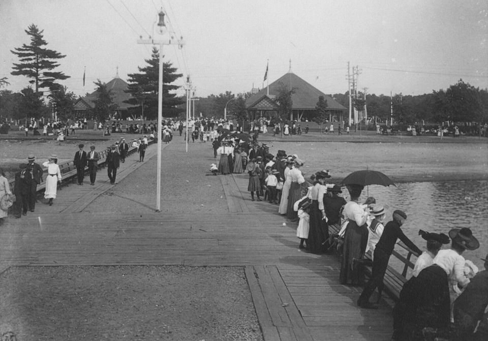 Britannia Beach, Ottawa, 1890s