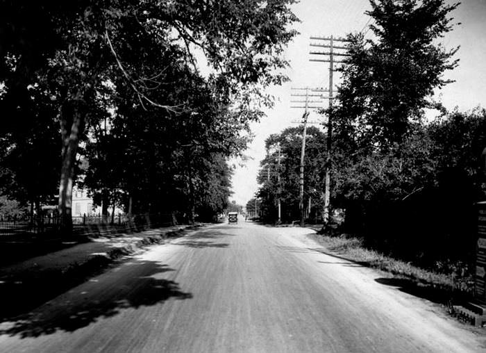 Richmond Rd. near Ottawa, 1899