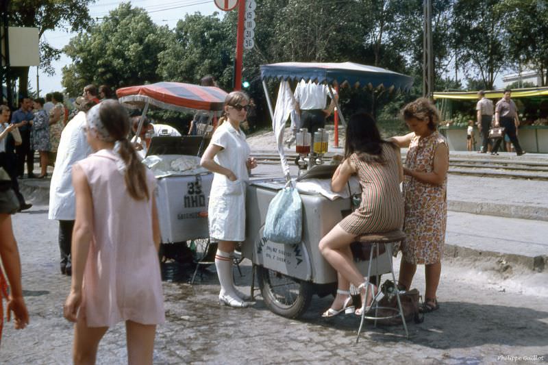 A day of big heat. Warsaw, July 1970