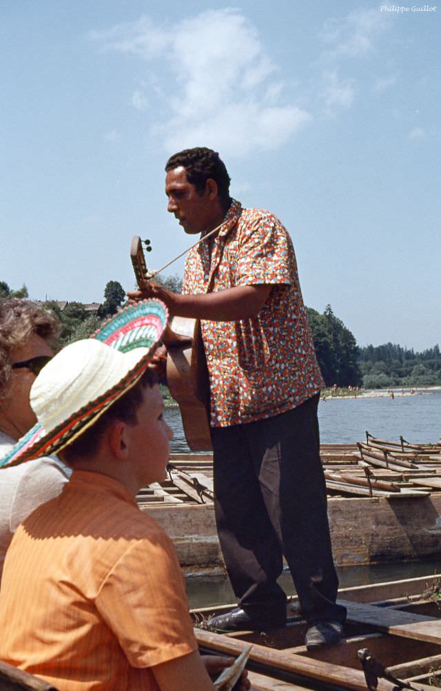 Sromowce Wyzne. Aubade on a raft. July 1970