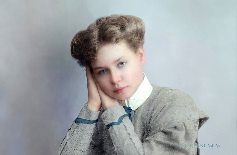 Pretty girl from Saratov, Russia, 1900s